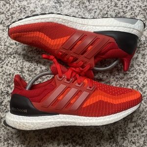 New Adidas UltraBoost 2.0 Solar Red Gradient Core Black AQ4006 Men’s Size 9 2016